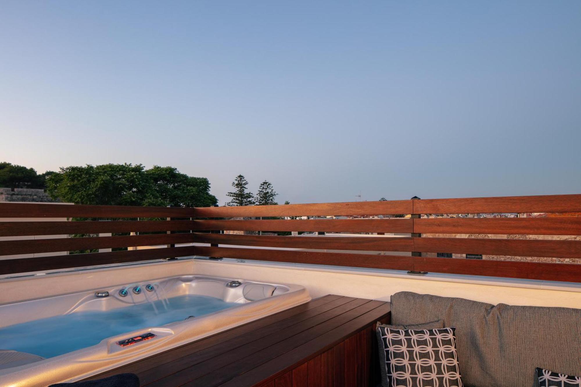 Le Bijou Luxury Suites Rethymno 외부 사진